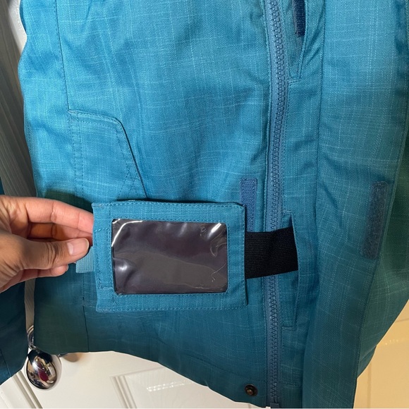 BURTON DA NANG TEAL SNOWBOARDING JACKET
SIZE XS - Picture 8 of 17